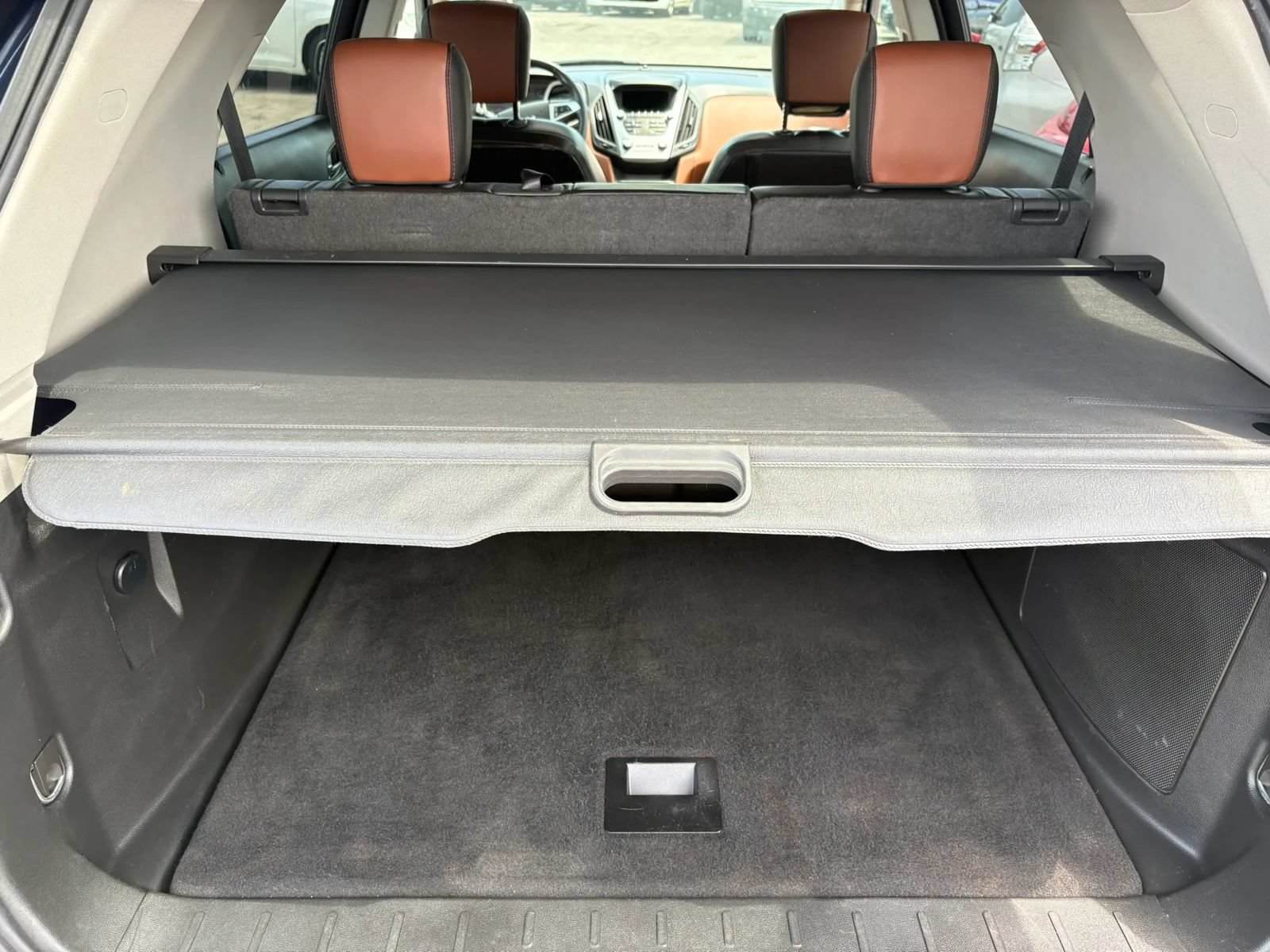 Used 2016 Chevrolet Equinox LTZ w/ Enhanced Convenience Package FWD image 15
