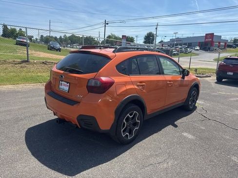 Used 2014 Subaru Crosstrek 2.0i Limited AWD/4WD image 8
