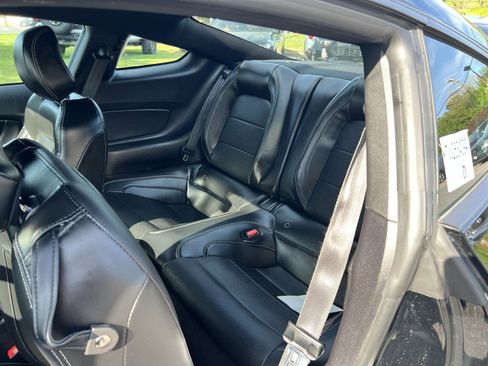 Used 2022 Ford Mustang GT Premium w/ Equipment Group 401A RWD image 24