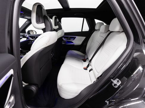 Certified 2025 Mercedes-Benz GLC 350e 4MATIC image 29
