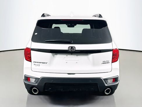 Used 2023 Honda Passport Elite image 6
