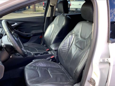 Used 2015 Ford Focus SE w/ Equipment Group 201A image 7
