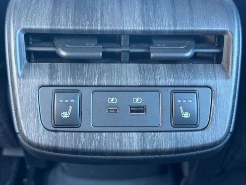 Used 2023 Nissan Ariya PLATINUM+ e-4ORCE image 23