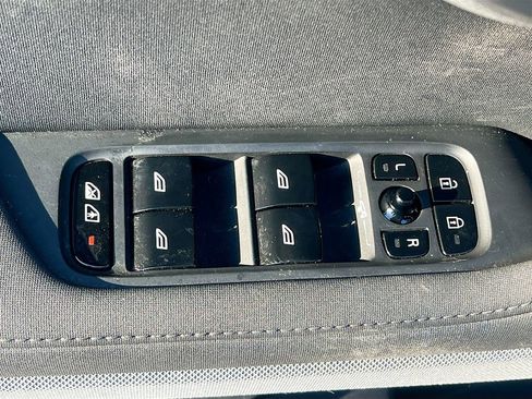 Used 2023 Polestar Polestar 2 Long Range Dual Motor image 20