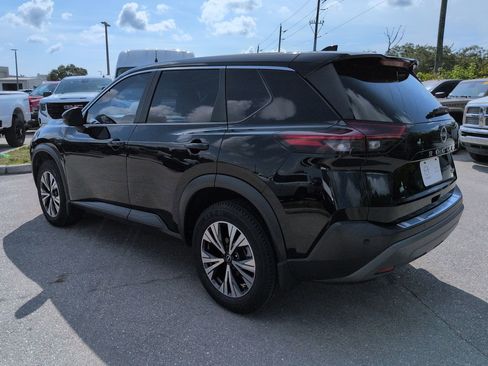 Used 2023 Nissan Rogue SV FWD image 7