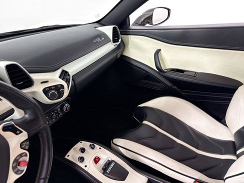 Used 2010 Ferrari 458 Italia Coupe RWD image 20