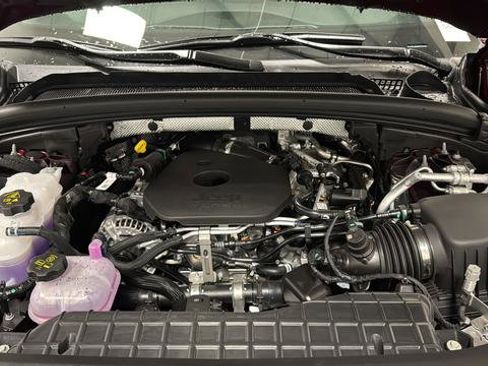 New 2026 Jeep Grand Cherokee Limited w/ Luxury Tech Group II image 28