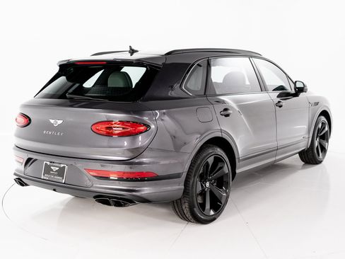 New 2025 Bentley Bentayga Extended Wheelbase image 5