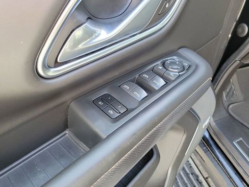 Used 2021 GMC Yukon XL AT4 w/ AT4 Premium Plus Package image 24