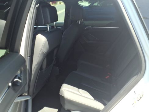 Used 2022 Audi Q3 2.0T Premium w/ Black Optic Sport Package AWD/4WD image 10
