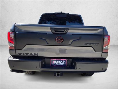 Used 2024 Nissan Titan PRO-4X w/ Pro-4x Convenience Package image 6
