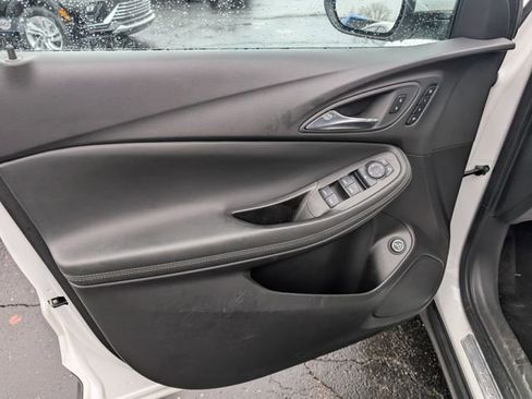 Certified 2023 Buick Encore GX Essence w/ Experience Buick Package image 16