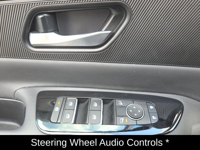 Certified 2025 Nissan Murano SV AWD/4WD image 16