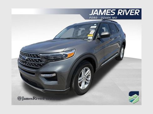 Used 2024 Ford Explorer XLT w/ Equipment Group 202A AWD/4WD image 1