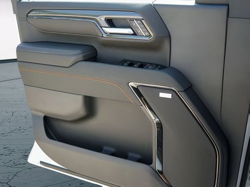 New 2026 GMC Sierra 2500 AT4 w/ AT4 Premium Plus Package image 12