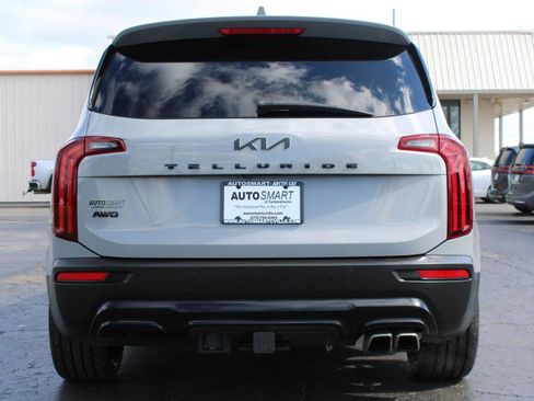 Used 2022 Kia Telluride SX w/ SX Prestige Package image 5