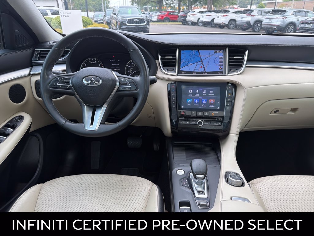 Certified 2019 INFINITI QX50 Essential FWD image 2
