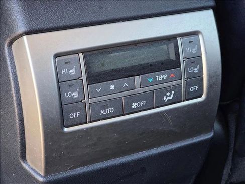 Used 2017 Lexus GX 460 Premium w/ Premium Package image 17