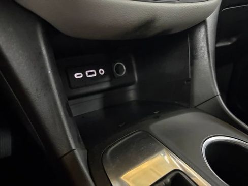 Used 2022 Chevrolet Equinox LS w/ LS Convenience Package FWD image 47