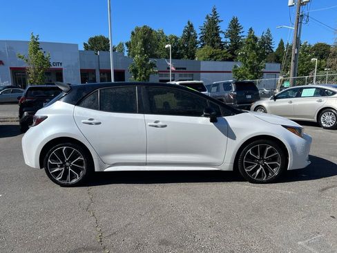 Used 2021 Toyota Corolla XSE w/ Carpet Mat Package (TMS) FWD image 3