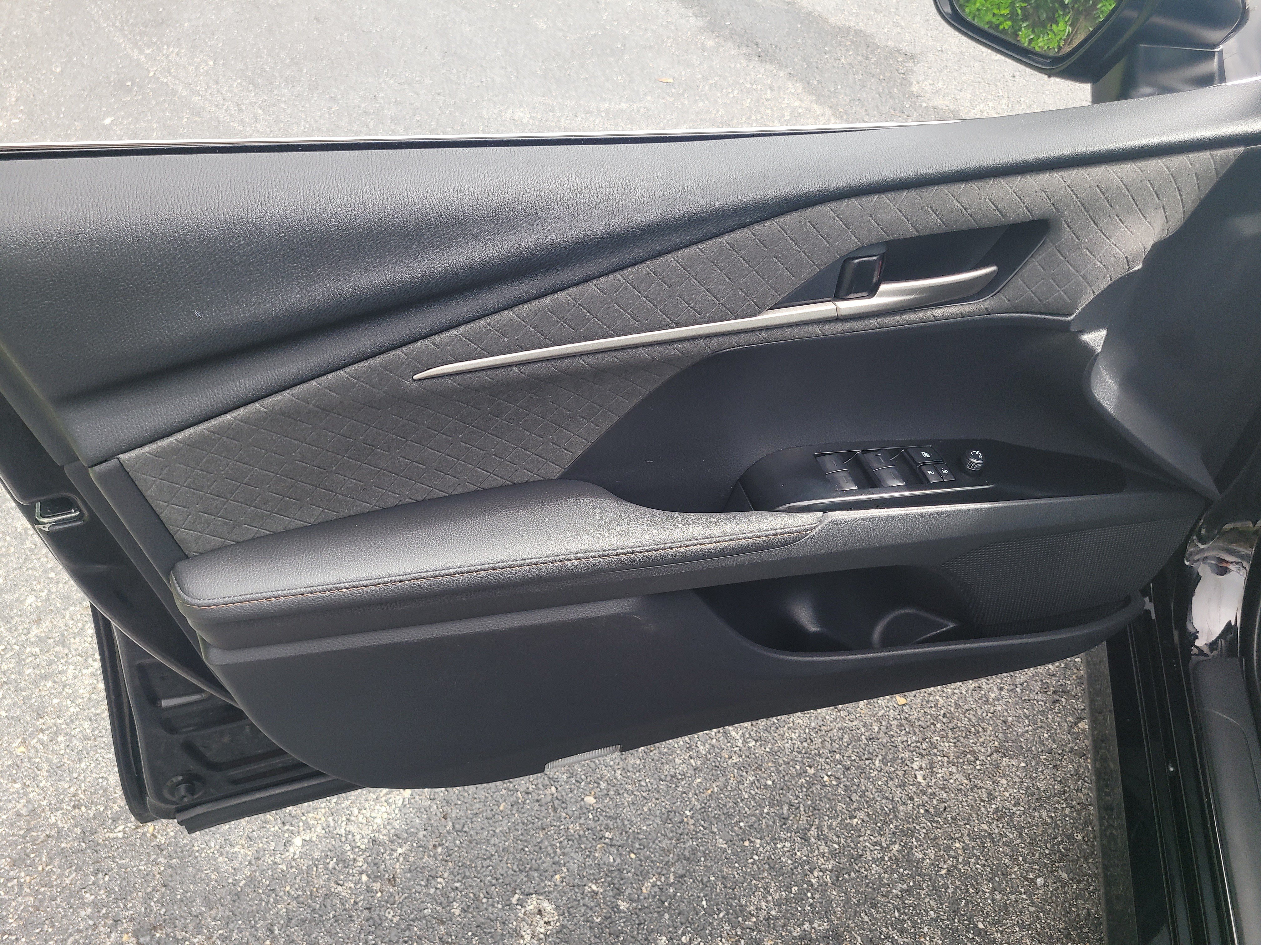 Certified 2025 Toyota Camry XLE FWD image 16