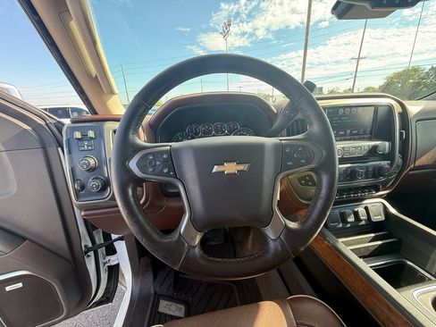 Used 2017 Chevrolet Silverado 2500 High Country w/ Duramax Plus Package AWD/4WD image 16