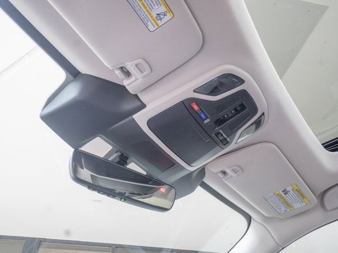 Certified 2025 Subaru Outback Premium image 14