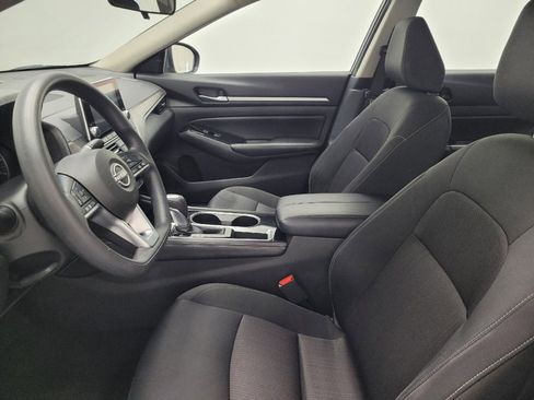 Used 2023 Nissan Altima 2.5 SV image 17