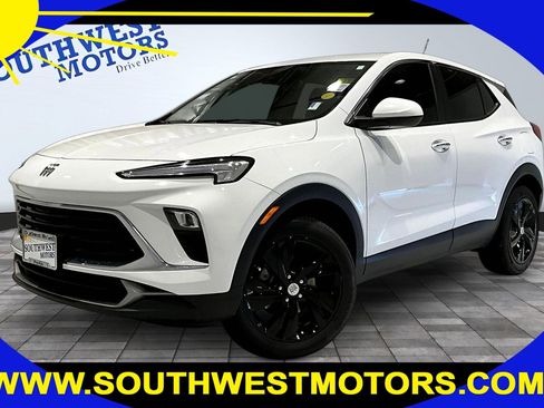Used 2024 Buick Encore GX Preferred AWD/4WD image 1