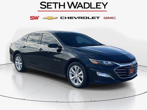 Used 2020 Chevrolet Malibu LT image 1