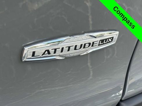 Used 2021 Jeep Cherokee Latitude Lux image 36