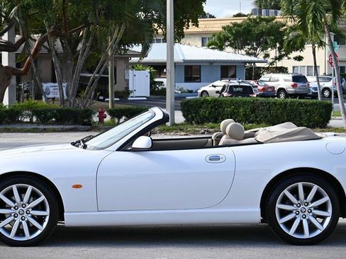 Used 2006 Jaguar XK8 XK8 2dr Convertible image 6