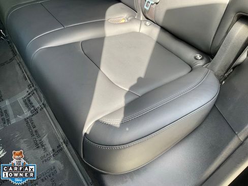 Used 2022 Tesla Model Y Performance image 28