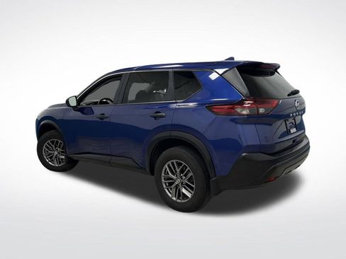 Used 2021 Nissan Rogue S image 3