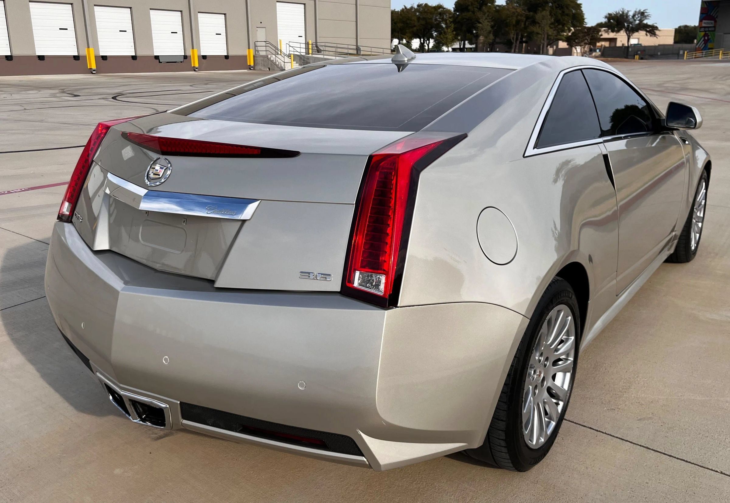 Used 2014 Cadillac CTS Coupe RWD image 7