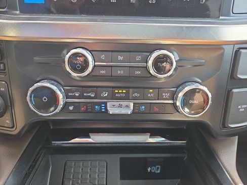 Used 2023 Ford F250 King Ranch w/ FX4 Off-Road Package AWD/4WD image 18