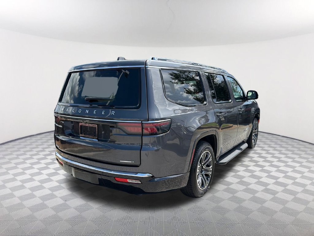 Used 2023 Jeep Wagoneer Series II w/ Convenience Group I AWD/4WD image 5