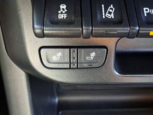 Used 2021 GMC Canyon AT4 w/ Driver Alert Package image 23