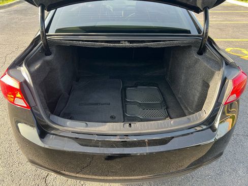 Used 2018 Chevrolet Impala Premier FWD image 15
