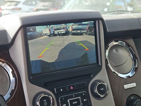 Used 2016 Ford F350 Lariat w/ Lariat Ultimate Package image 19