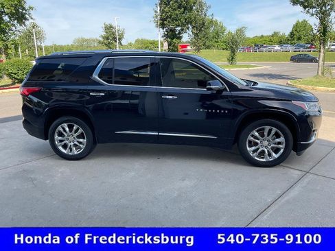 Used 2020 Chevrolet Traverse High Country w/ LPO, Floor Liner Package AWD/4WD image 7