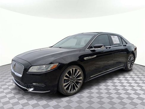 Used 2018 Lincoln Continental Select image 8
