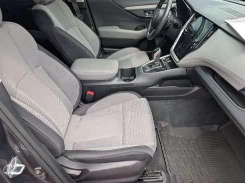 Used 2024 Subaru Outback Premium AWD/4WD image 11