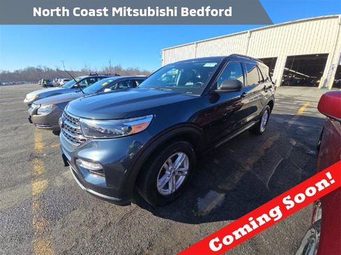 Used 2022 Ford Explorer XLT w/ Equipment Group 202A image 1