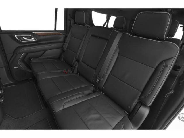 Used 2021 Chevrolet Suburban Premier w/ Premium Package AWD/4WD image 16