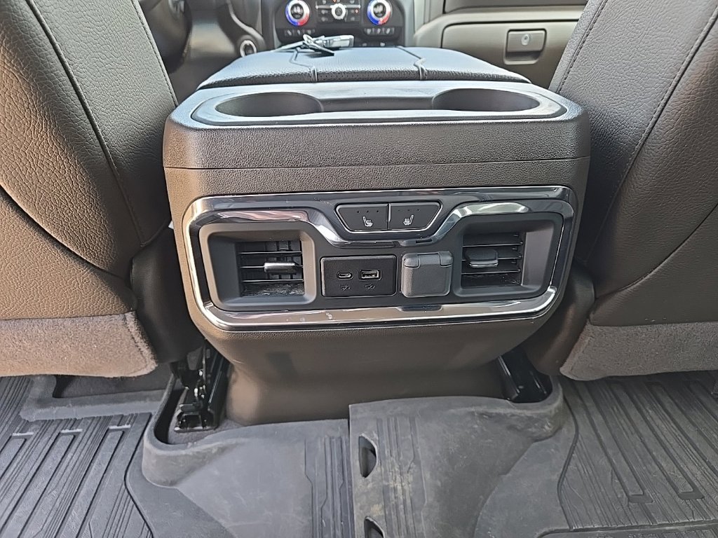 Used 2023 GMC Sierra 3500 Denali AWD/4WD image 15
