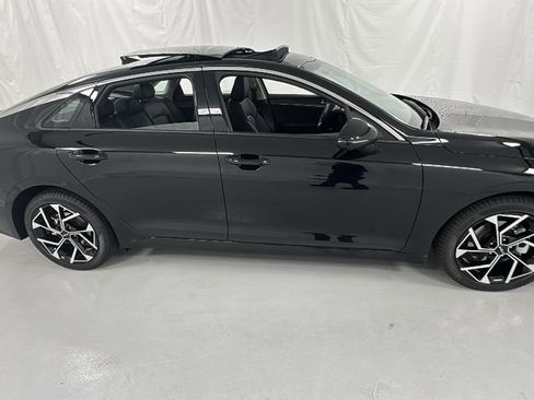 New 2025 Kia K5 EX image 2