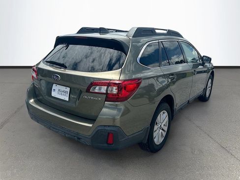 Used 2018 Subaru Outback 2.5i Premium AWD/4WD image 7