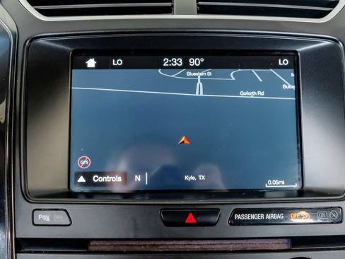 Used 2017 Ford Explorer XLT w/ Equipment Group 202A FWD image 19