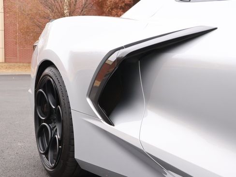 Used 2020 Chevrolet Corvette 2LT w/ 2LT Preferred Equipment Group image 28